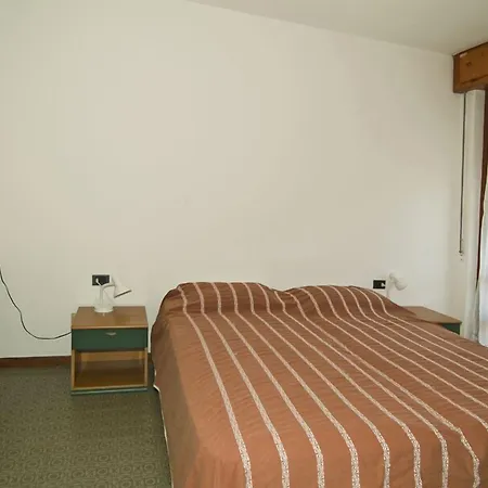 Camping Hotel Au Lac De Como *