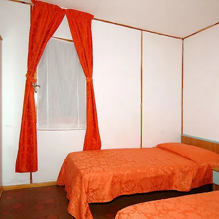 Camping Hotel Au Lac De Como