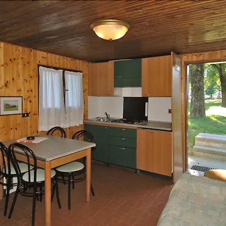 Camping Hotel Au Lac De Como Holiday park Sorico