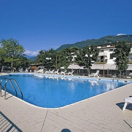 Holiday park Camping Hotel Au Lac De Como *