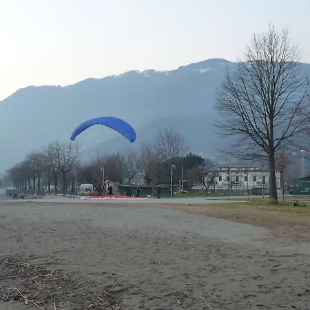 Camping Hotel Au Lac De Como Holiday park