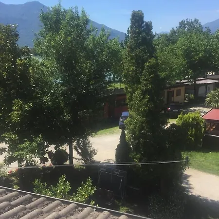 Camping Hotel Au Lac De Como Holiday park