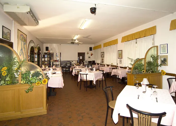 Camping Hotel Au Lac De Como *