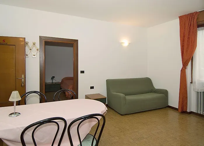 Camping Hotel Au Lac De Como