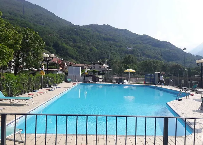 Ferienpark Camping Hotel Au Lac De Como Sorico