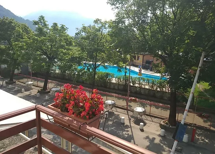 Ferienpark Camping Hotel Au Lac De Como Sorico
