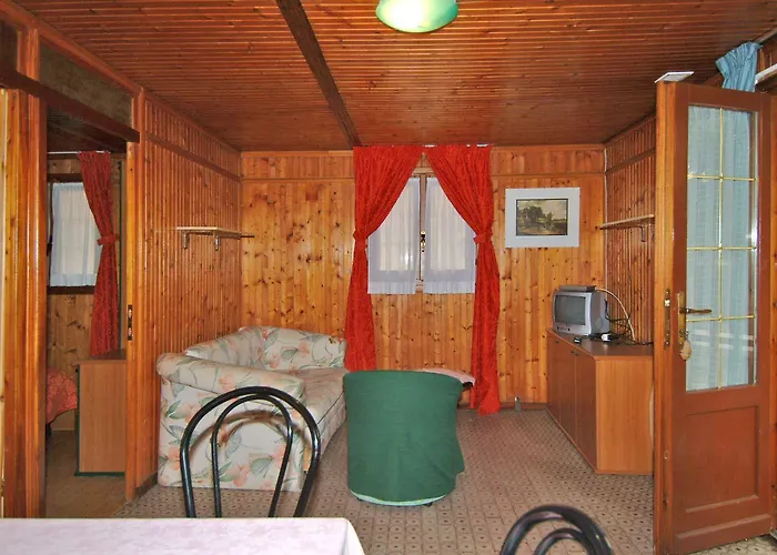 Camping Hotel Au Lac De Como Semesterpark Sorico