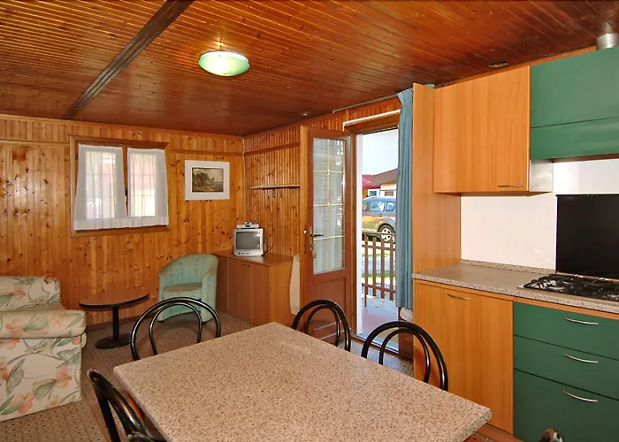 Camping Hotel Au Lac De Como *