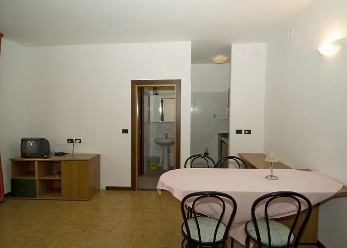 Camping Hotel Au Lac De Como