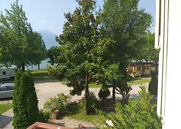 Camping Hotel Au Lac De Como Semesterpark Sorico