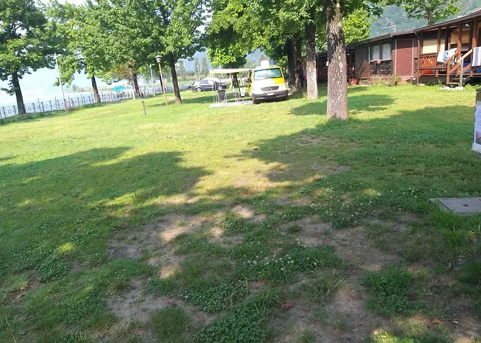 Semesterpark Camping Hotel Au Lac De Como Sorico
